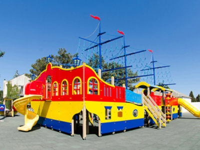 Черноморец детская площадка